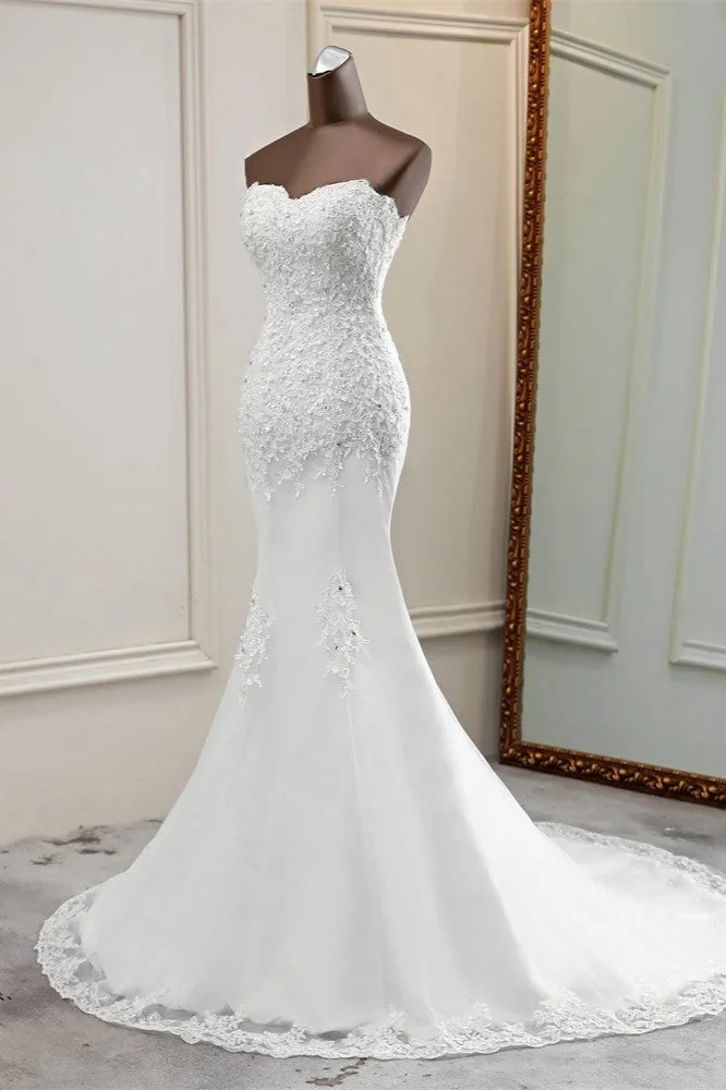 Chic Long Mermaid Strapless Lace Appliques Wedding Dress