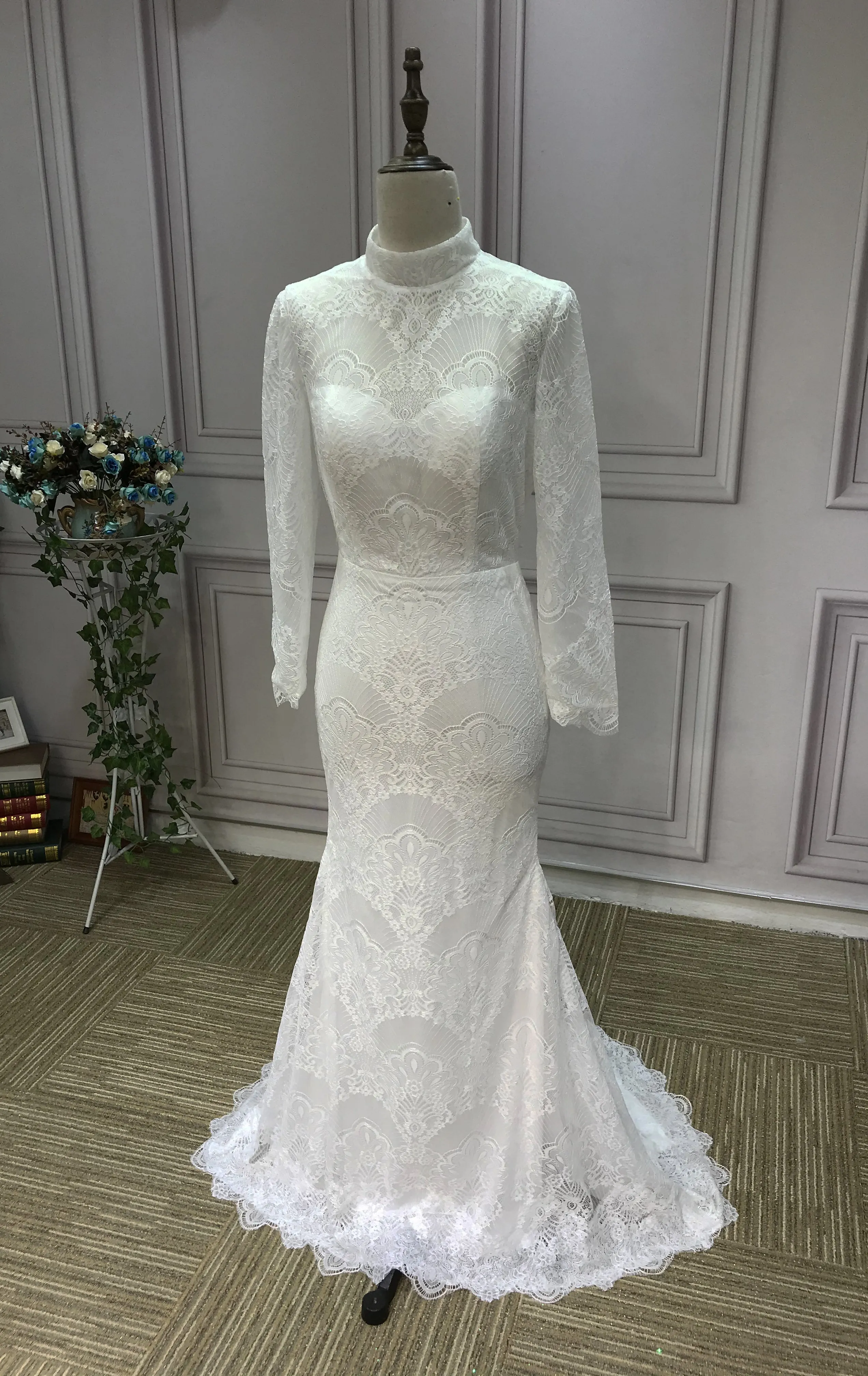 Chic muslim long sleeves eyelash lace mermaid  wedding dress 2020