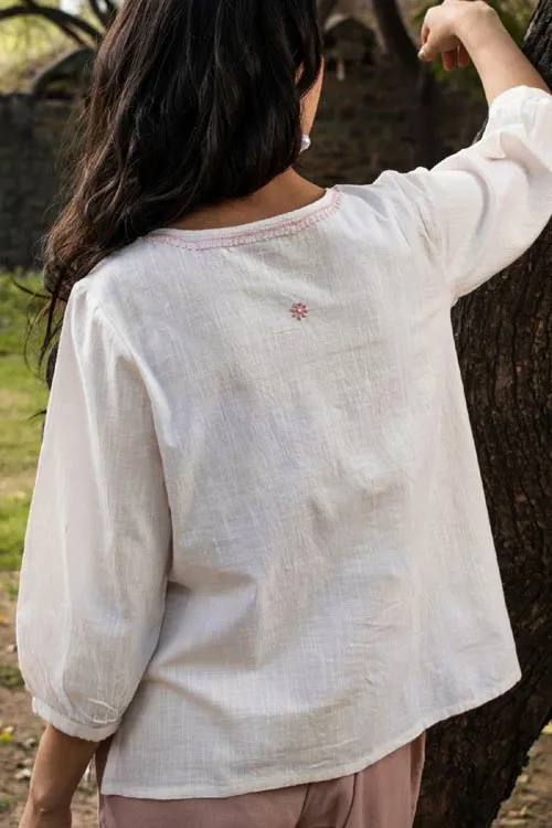 Rangsutra Avani Chikankari Off White Pure Cotton Round Neck Top