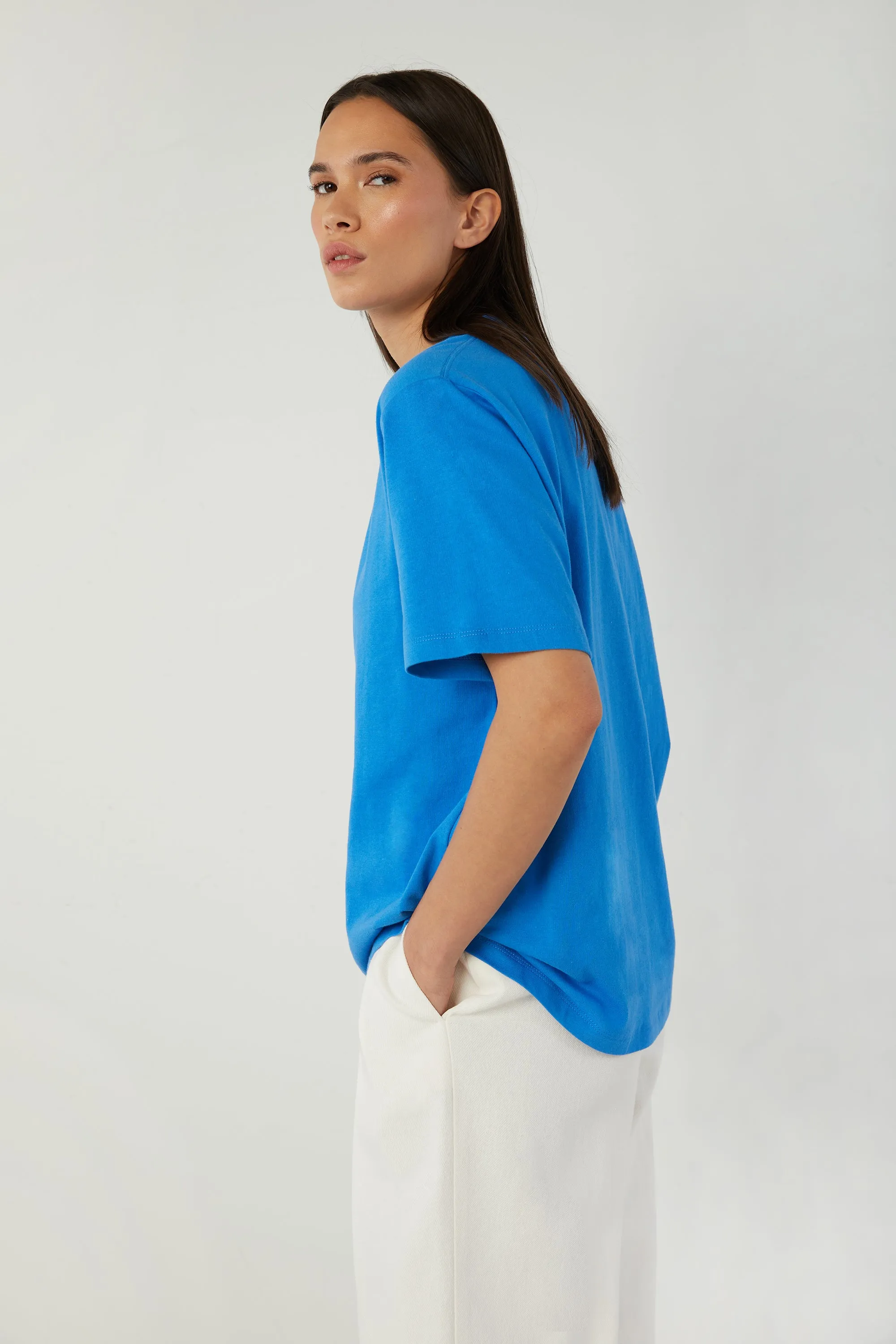 RELAXED FIT TEE