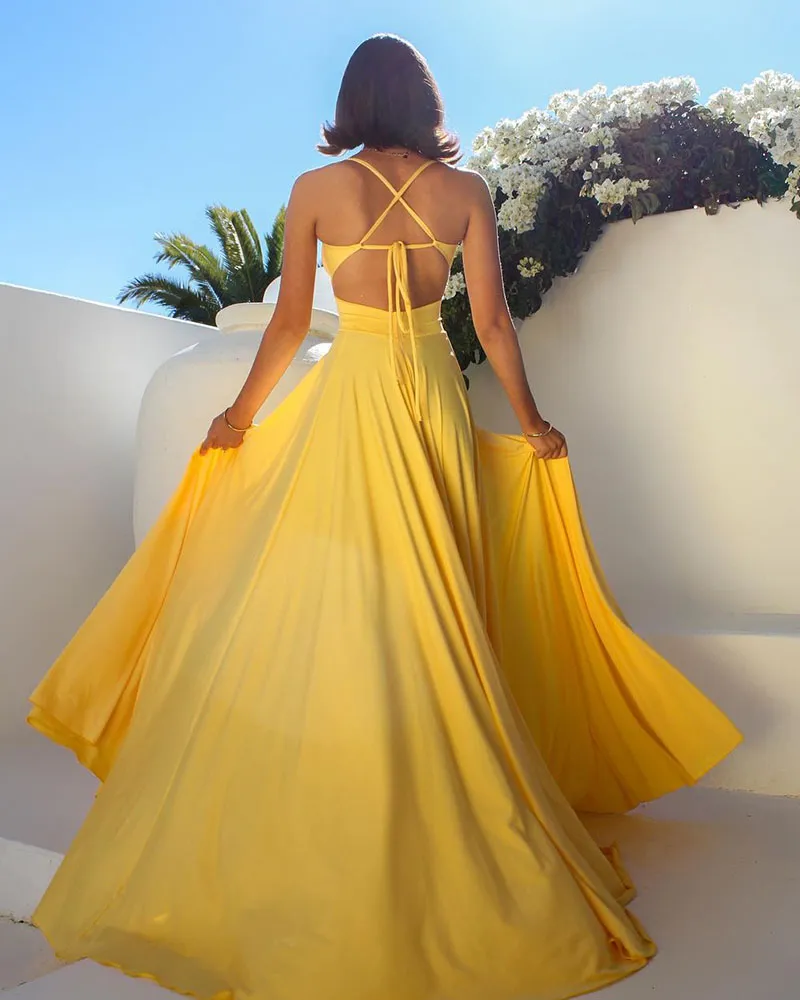 Summer vacation backless dress