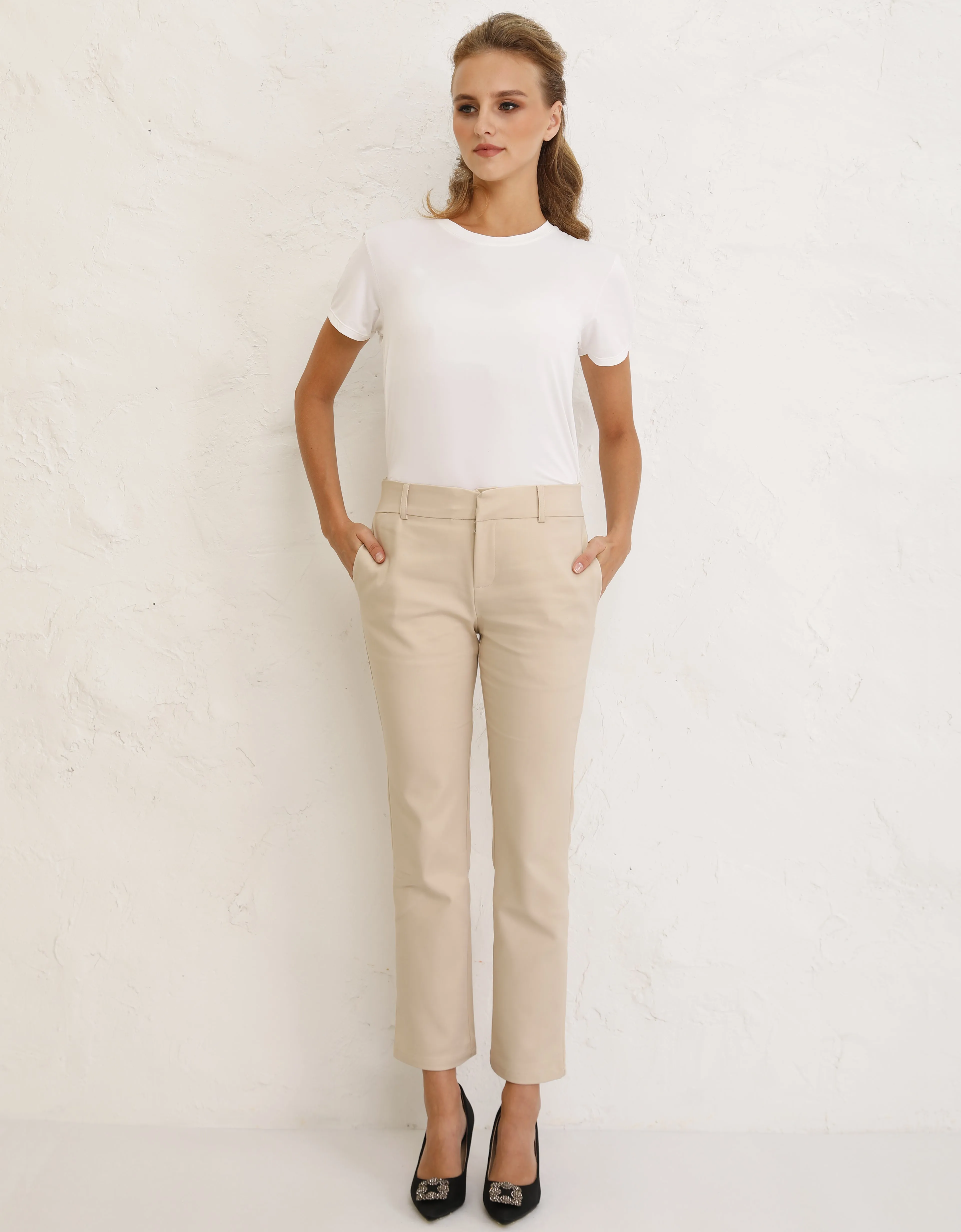 YUNA STRAIGHT PANTS (CREAM)